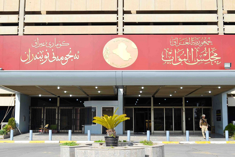 رُبَّ صمتٍ أبلغُ من ألفِ تصريحٍ أجوفَ: استراتيجيات حكيمة للمسؤولين