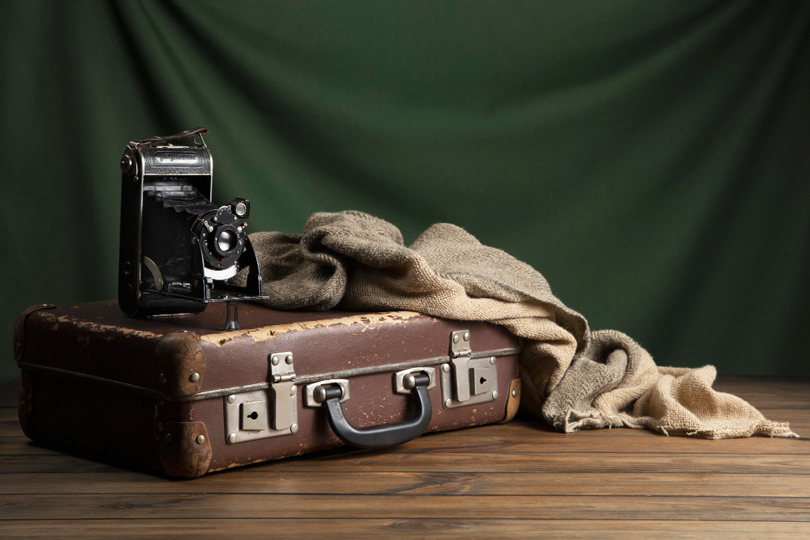 أرشيف العائلة… حين تتحول الملابس القديمة إلى ذاكرة تحفظ القيم